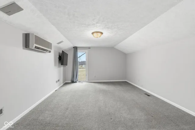 $1,000,000 | 15812 Joliet Road, Westfield, IN 46074