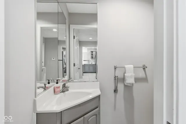 $1,000,000 | 15812 Joliet Road, Westfield, IN 46074