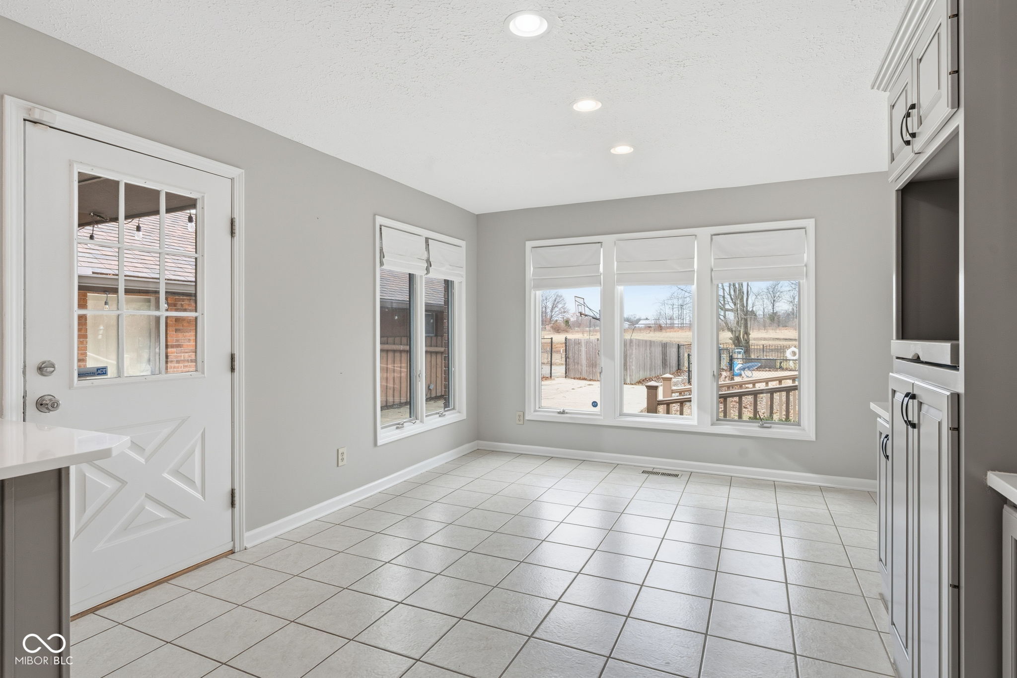 15812 Joliet Road Westfield, IN 46074 - Photo 4 of 53