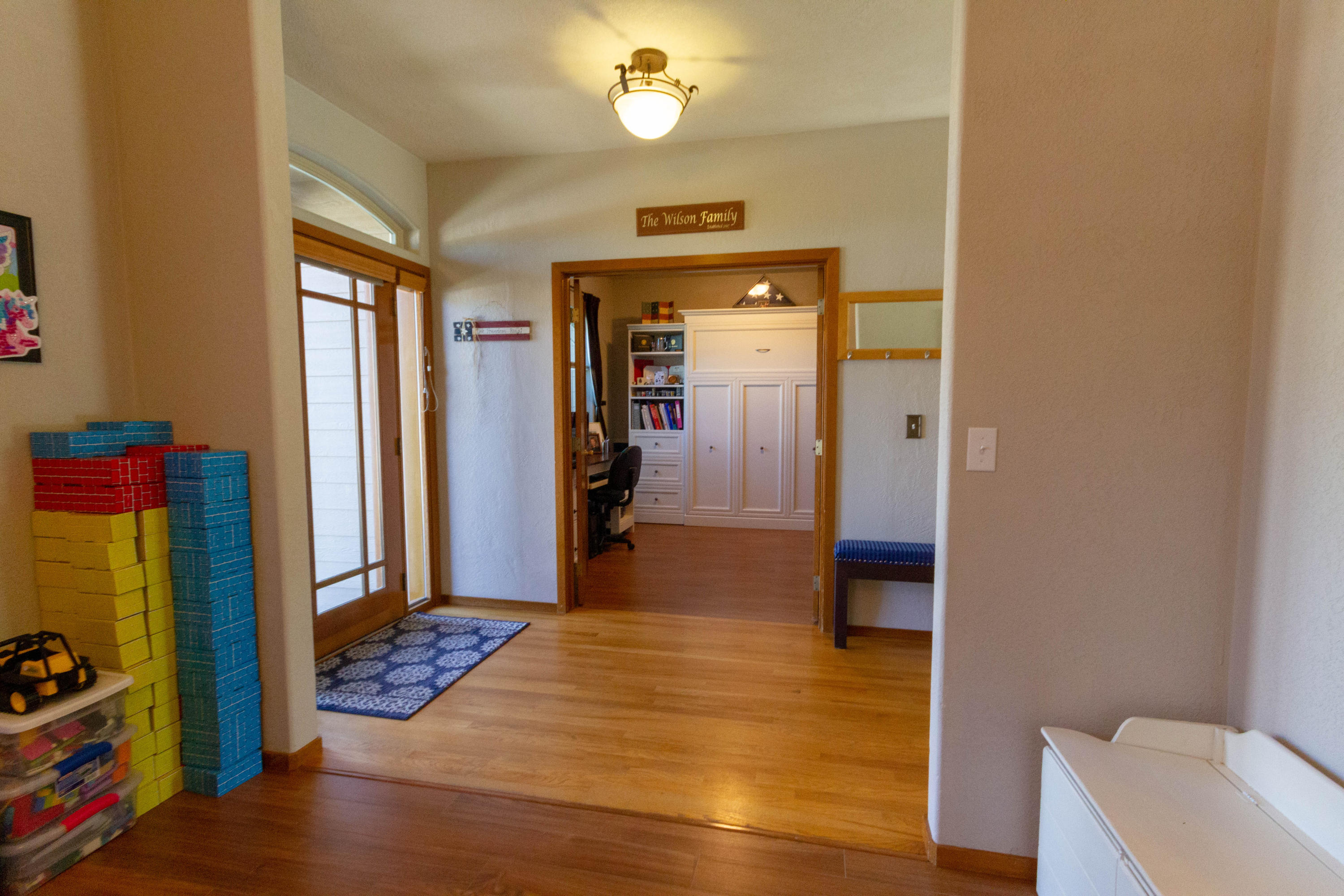 313 Donna Way Central Point, OR 97502 - Photo 15 of 32 313 Donna Way -36
