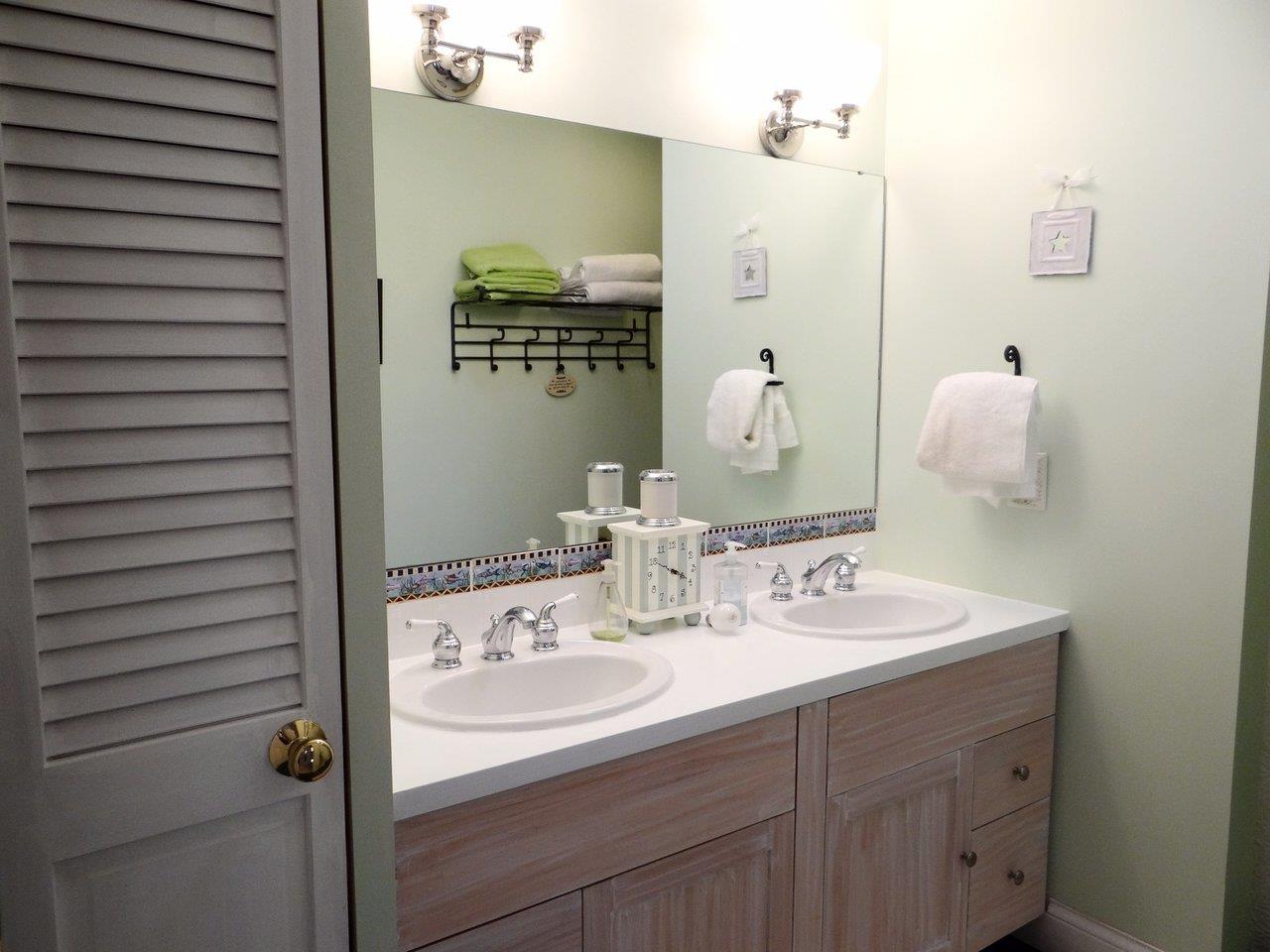 248 Charles Road Williston, VT 05495 - Photo 26 of 40