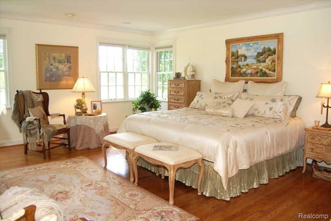 290 Moross Road Grosse Pointe, MI 48236 - Photo 19 of 25 Bedroom 2