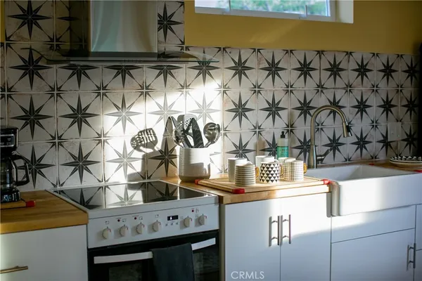 a view of a mountain