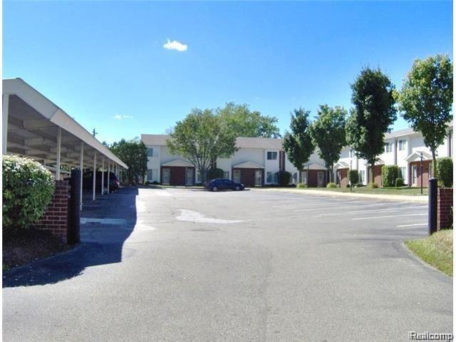 4941 Crooks Road, Unit 13 Royal Oak, MI 48073 - Photo 19 of 19 15.jpg