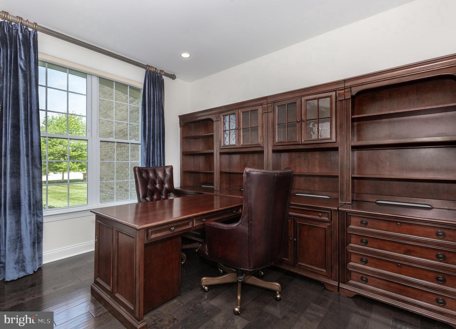 14307 Oak Meadow Road Baldwin, MD 21013 - Photo 12 of 80 Main level office