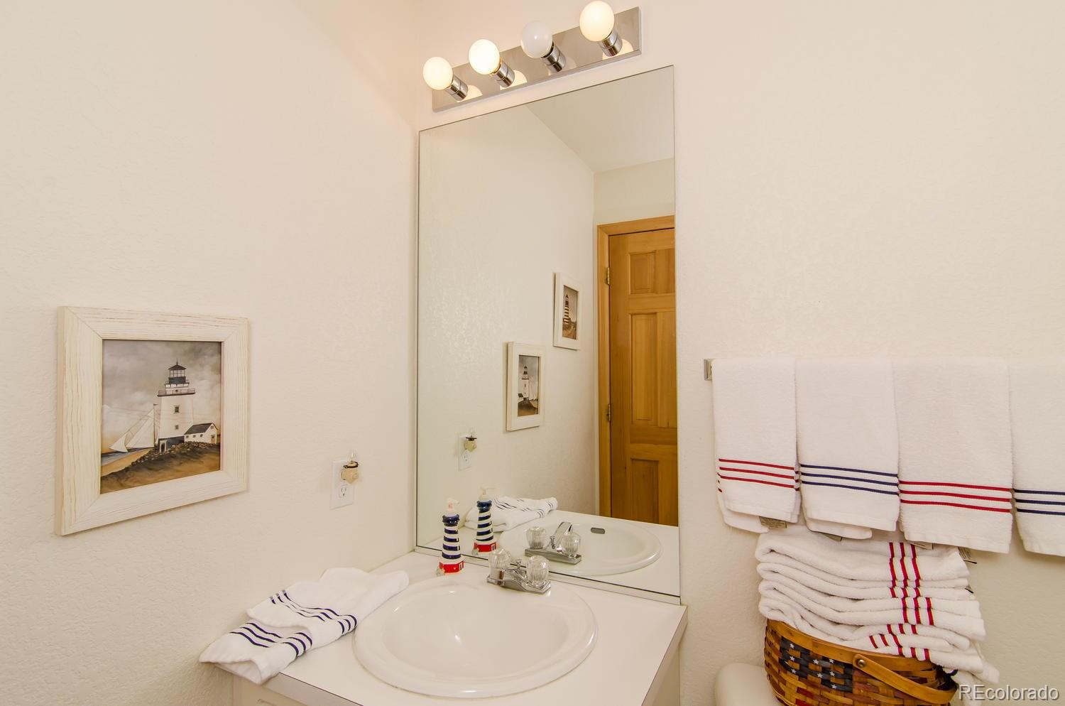 732 Ridgeside Drive Golden, CO 80401 - Photo 18 of 28 Gallery Image 18