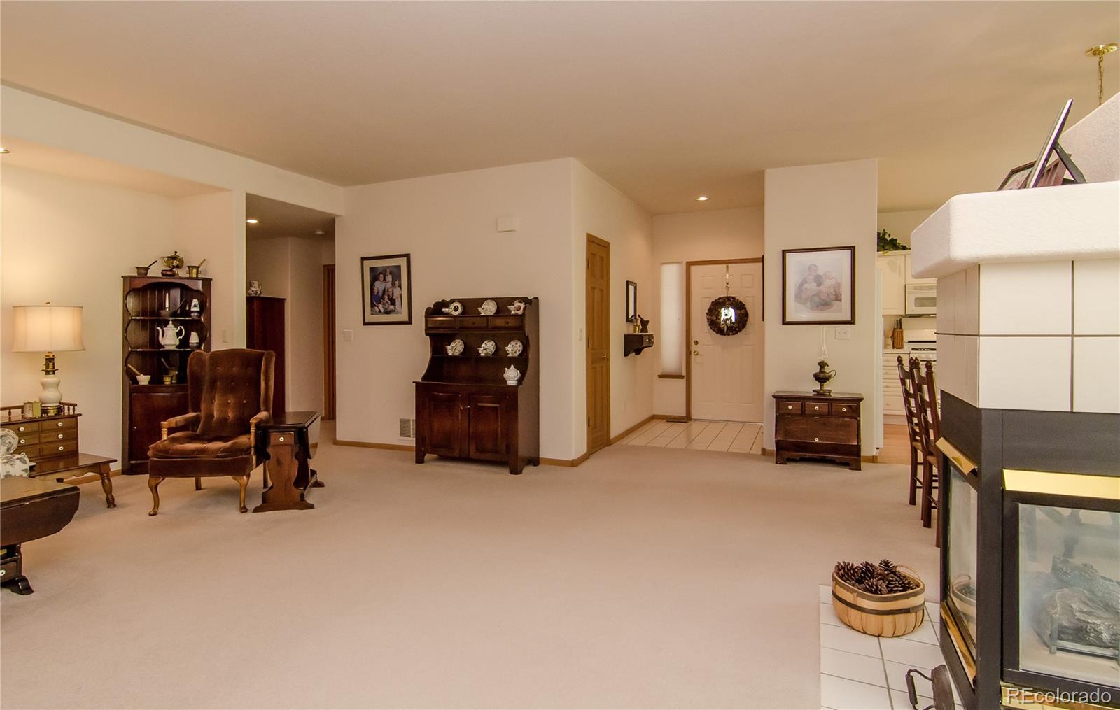 732 Ridgeside Drive Golden, CO 80401 - Photo 4 of 28 Gallery Image 4