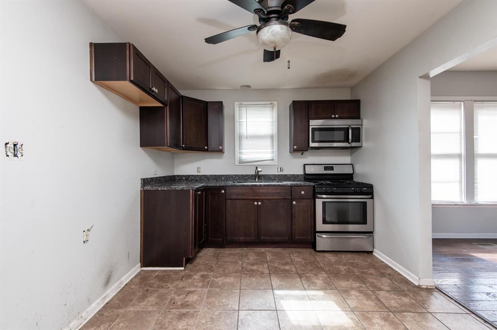 3515 Morgan Street Steger, IL 60475 - Photo 12 of 35