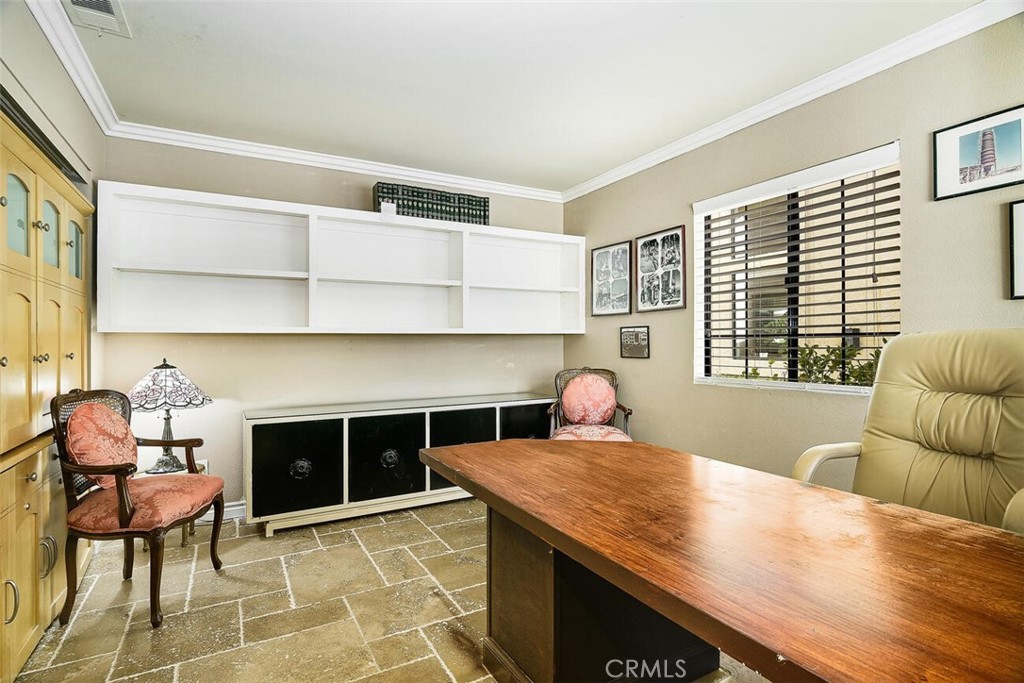 1718 Tecalote Drive, Unit 9 Fallbrook, CA 92028 - Photo 5 of 23 Main Floor Bedroom-Office
