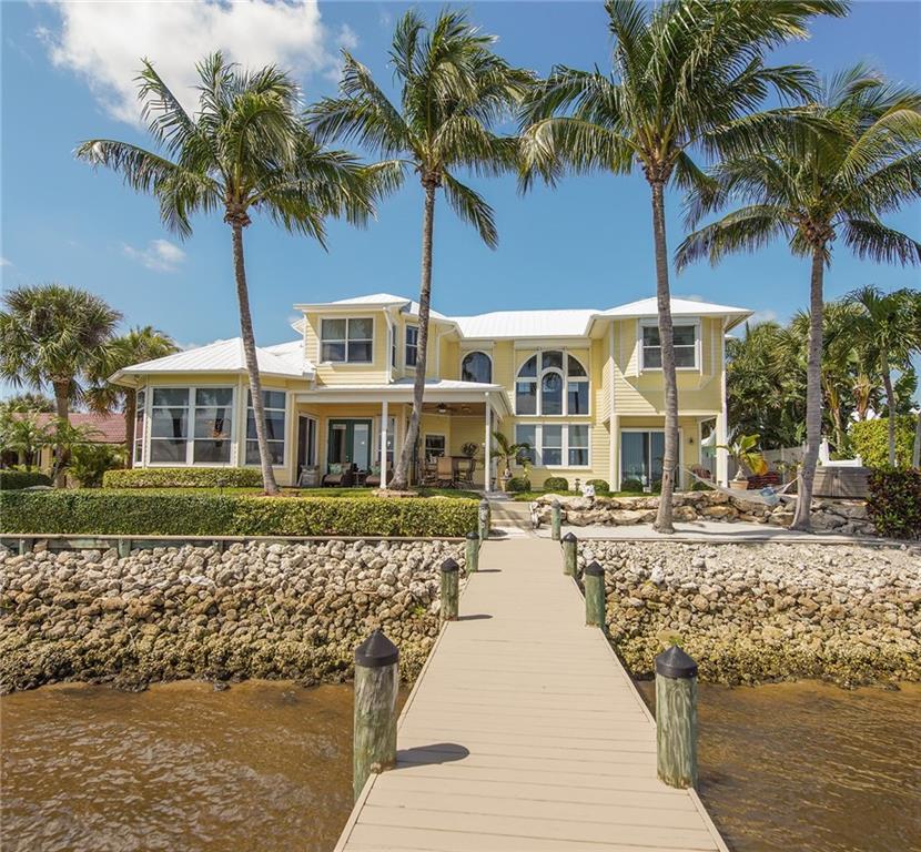 1290 Southwest Dyer Point Road Palm City, FL 34990 - Photo 5 of 81 Gallery Image 5