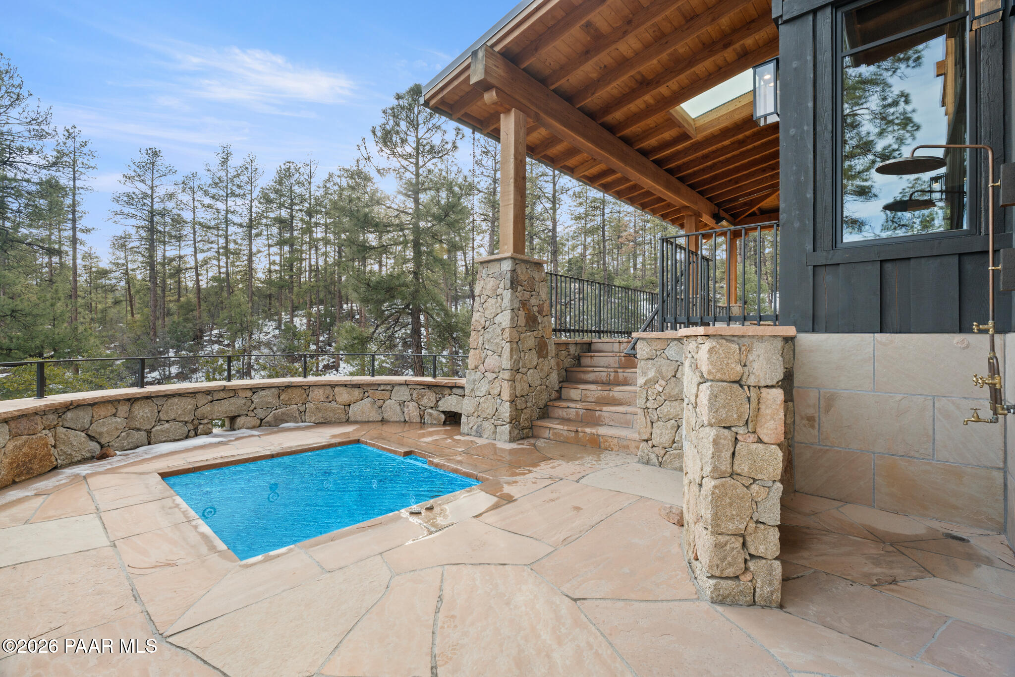 1090 High Valley Ranch Road Prescott, AZ 86303 - Photo 26 of 65 Hot tub and shower