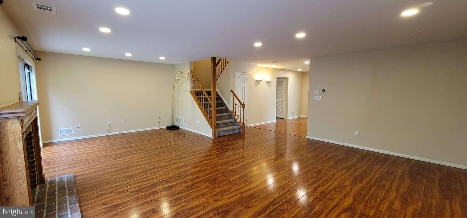 15 Colebrook Court Princeton, NJ 08540 - Photo 2 of 14