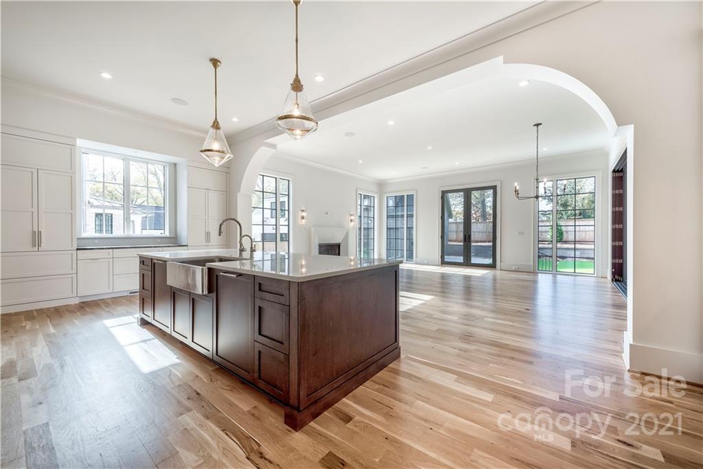 5020 Gilchrist Road Charlotte, NC 28211 - Photo 13 of 29 Gallery Image 13