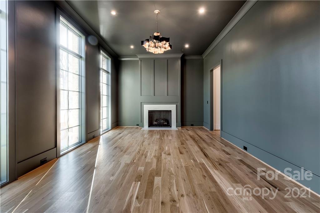 5020 Gilchrist Road Charlotte, NC 28211 - Photo 17 of 29 Gallery Image 17