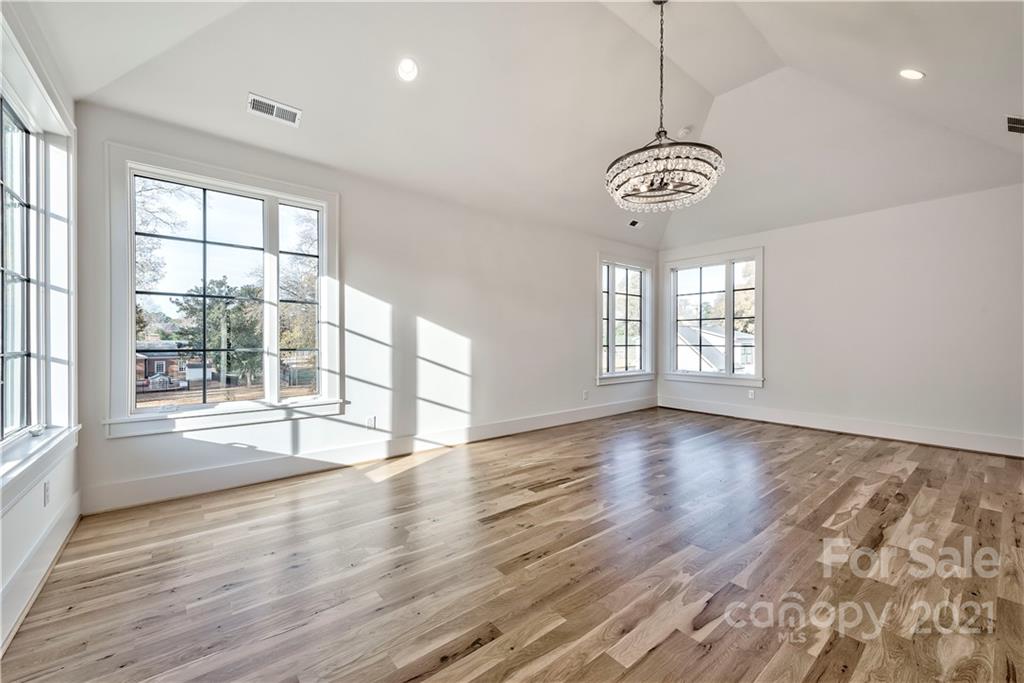 5020 Gilchrist Road Charlotte, NC 28211 - Photo 20 of 29 Gallery Image 20