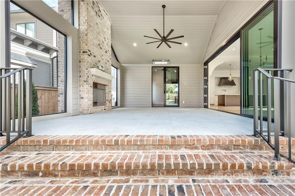 5020 Gilchrist Road Charlotte, NC 28211 - Photo 8 of 29 Gallery Image 8