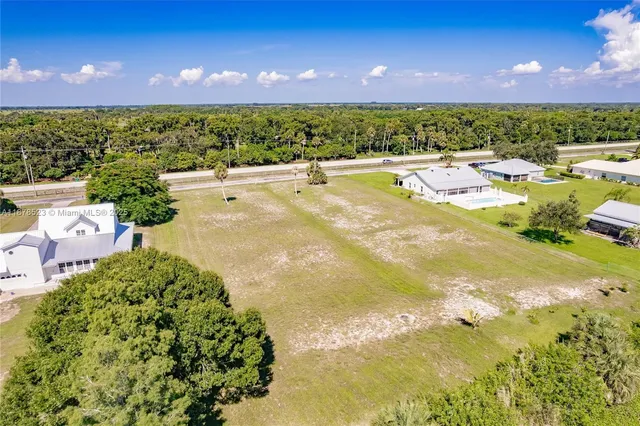 $160,900 | 13060 Highway 441, Okeechobee, FL 34974