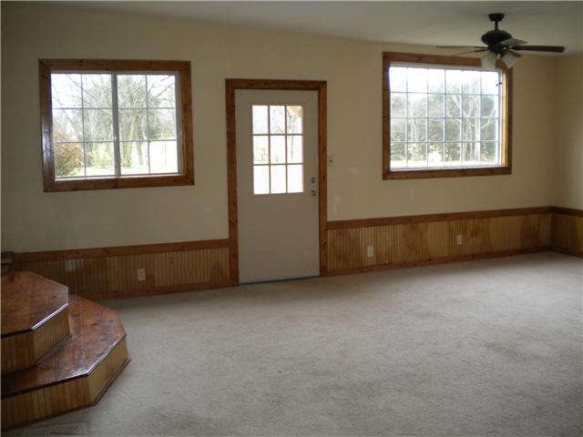 9554 Versailles Road Rockvale, TN 37153 - Photo 5 of 11