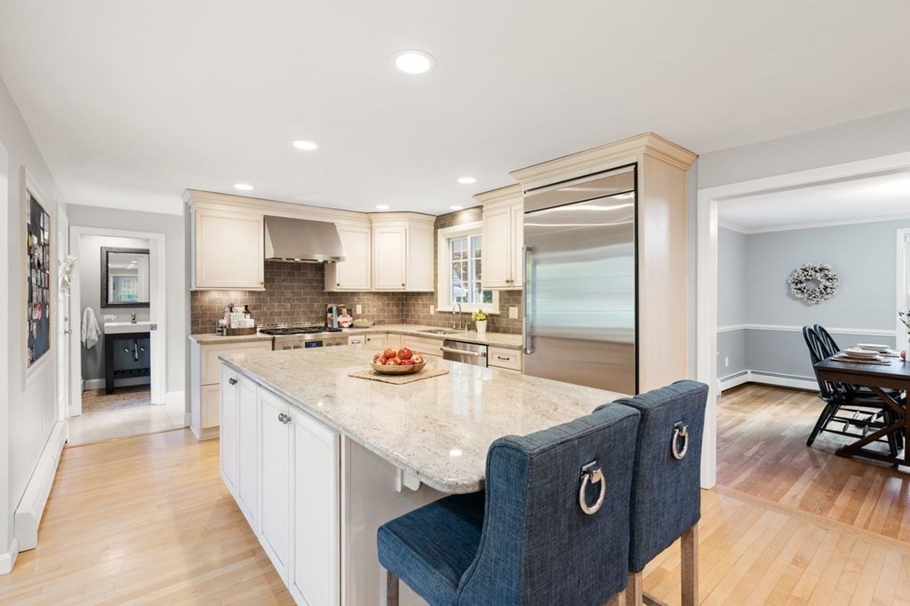 15 Balmoral Road Boxford, MA 01921 - Photo 5 of 33