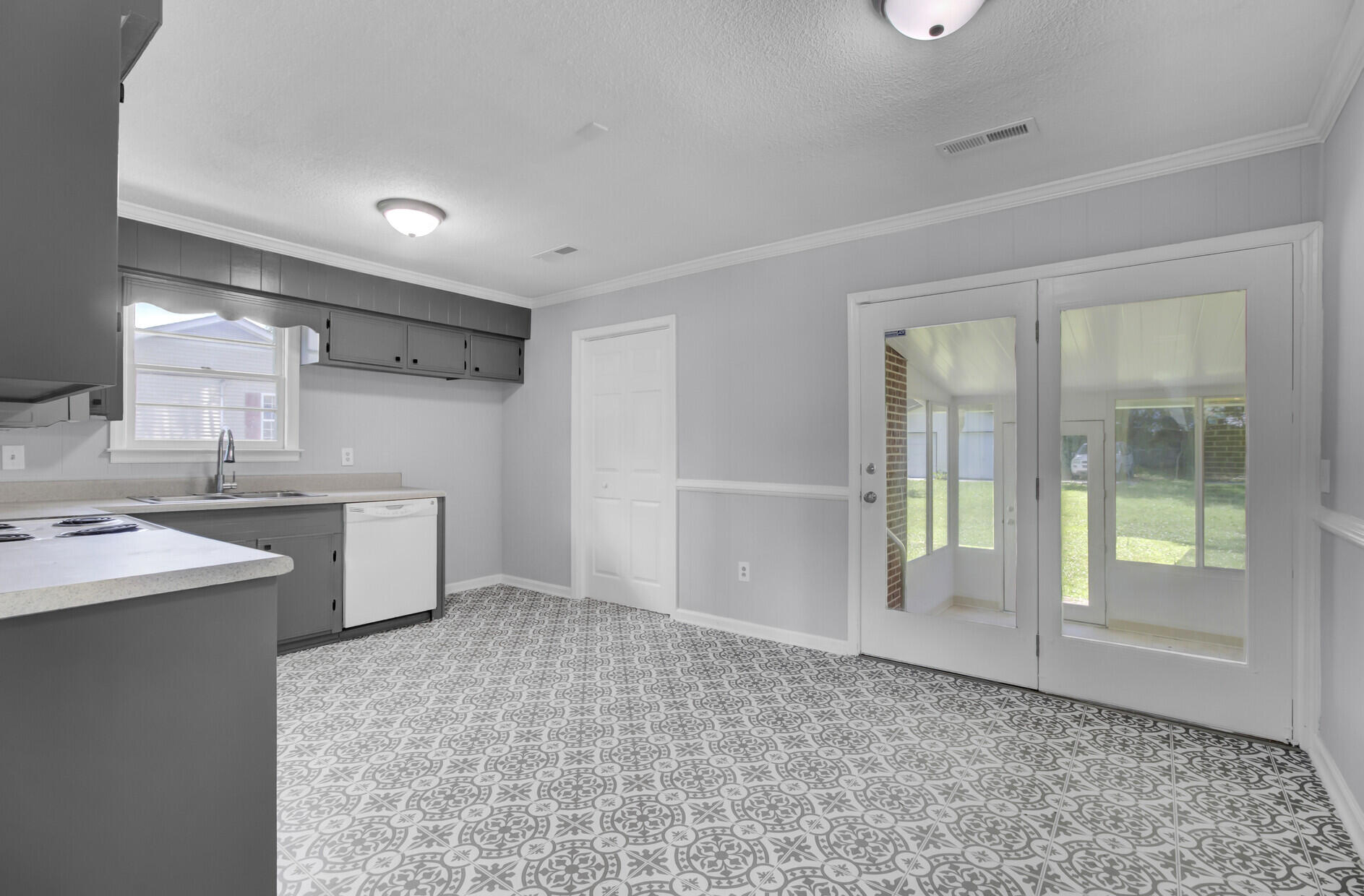 1120 Ocean View Road Charleston, SC 29412 - Photo 18 of 33 22_22_mls