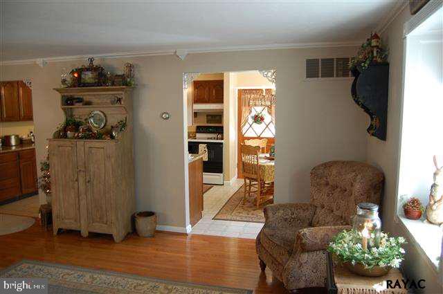 270 Tracey Road Hanover, PA 17331 - Photo 15 of 28