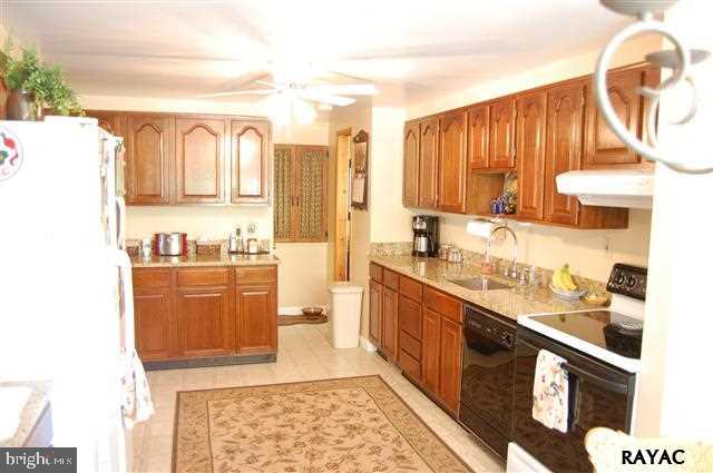 270 Tracey Road Hanover, PA 17331 - Photo 17 of 28