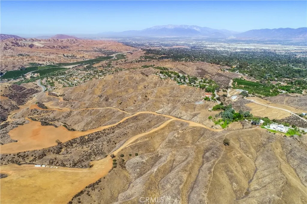0 Edgemont Drive Redlands, CA 92373 - Photo 18 of 31 a view of a city with a mountain