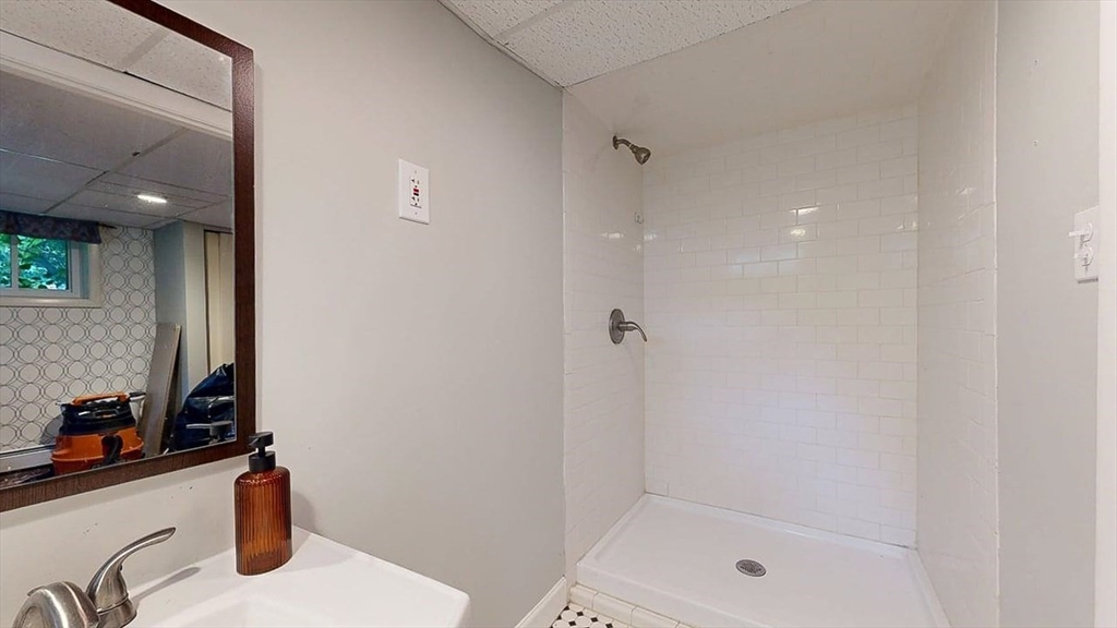 50 Rolling Ridge Road Holden, MA 01520 - Photo 33 of 42