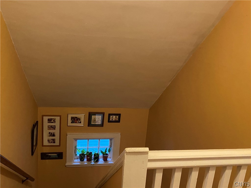 87 Ballantyne Brae Utica, NY 13501 - Photo 20 of 27