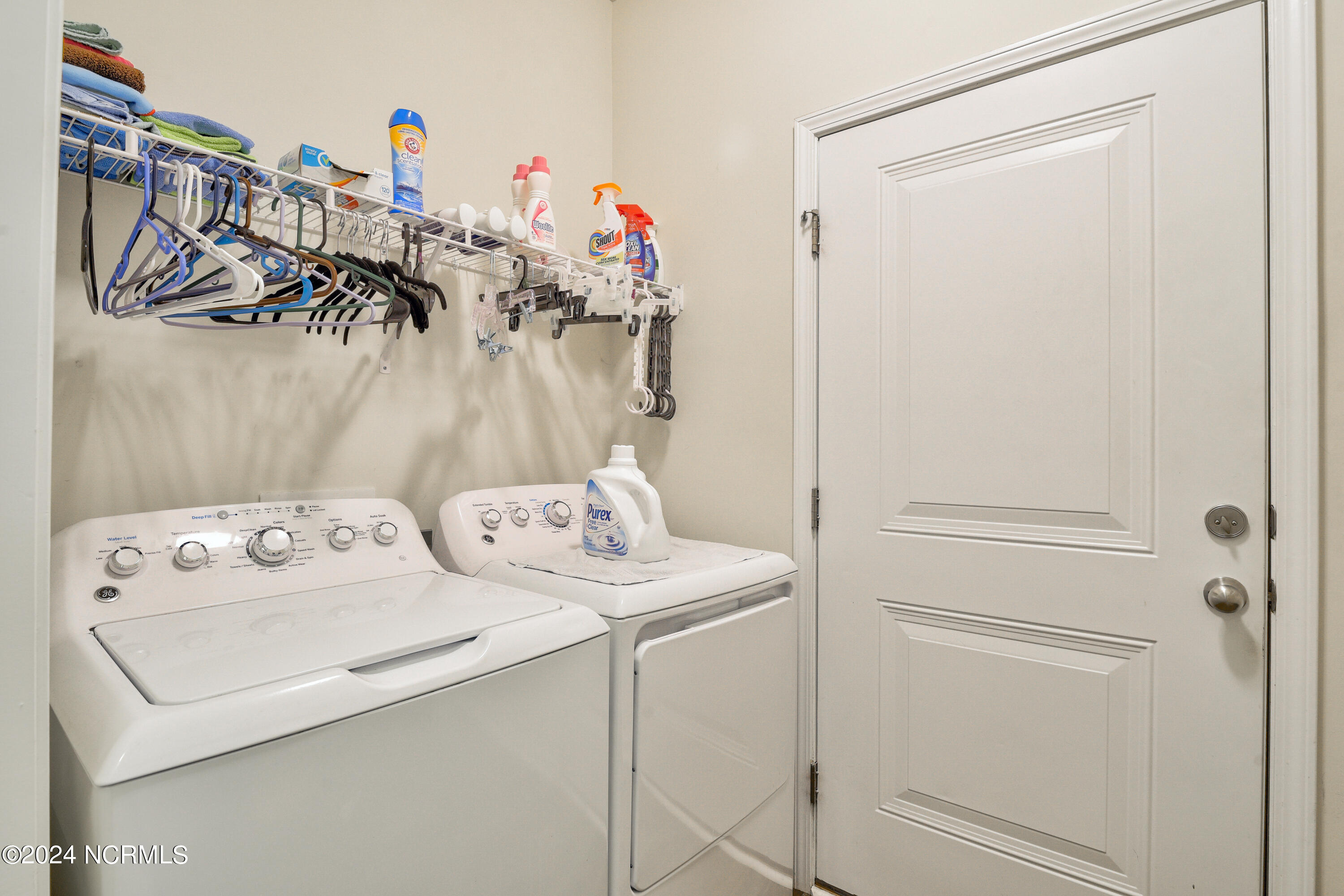 5230 Windlass Road Southport, NC 28461 - Photo 25 of 37 Laundry