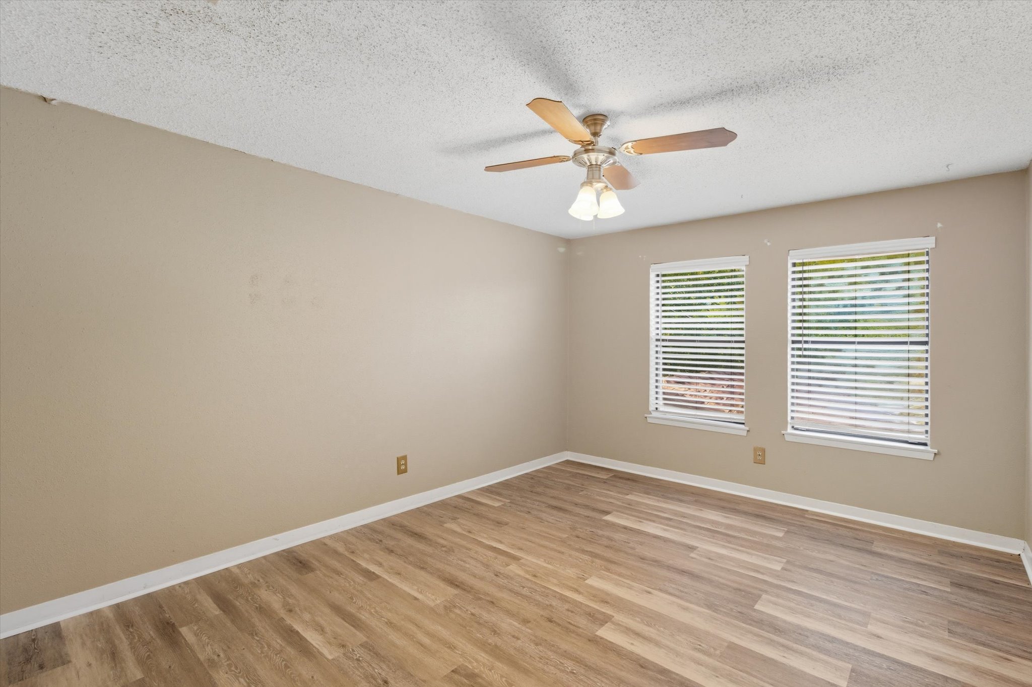 821 Old Ranch Road San Marcos, TX 78666 - Photo 14 of 29 a view of an empty room with a window