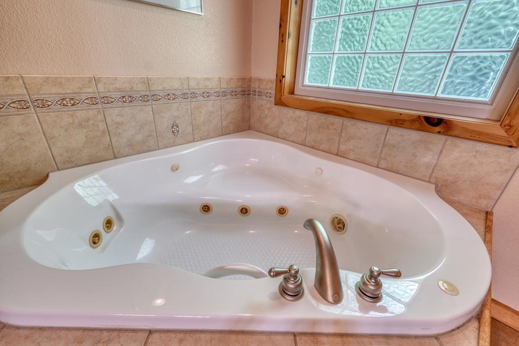 520 Brasstown Road Murphy, NC 28906 - Photo 30 of 61 Gallery Image 30