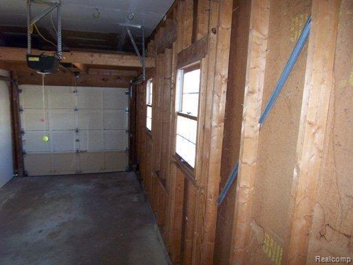 1436 Crescent Lane, Unit 320 Rochester, MI 48306 - Photo 3 of 20 Gar.jpg