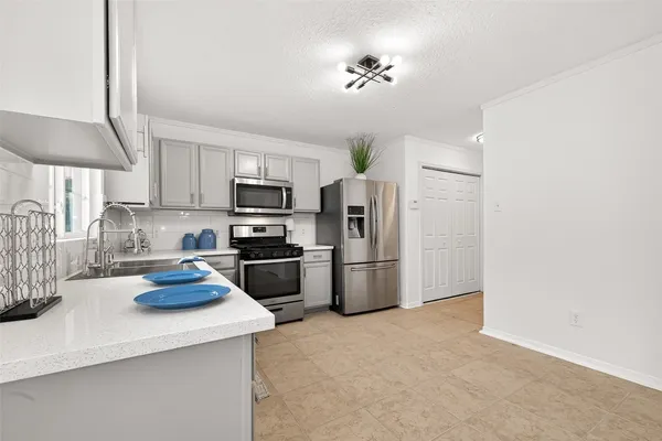 $2,498 | 19627 Lighthouse Scene Lane, Cypress, TX 77433