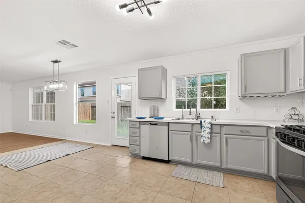 $2,498 | 19627 Lighthouse Scene Lane, Cypress, TX 77433