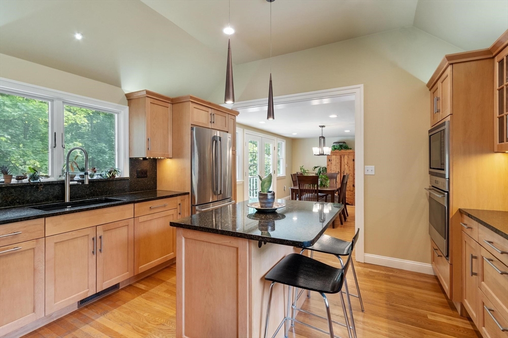 2 Doris Road Bedford, MA 01730 - Photo 11 of 33