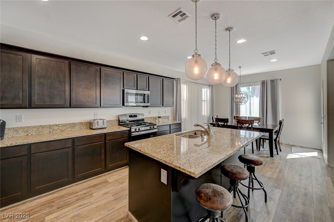 5244 Fiery Sky Ridge Street Las Vegas, NV 89148 - Photo 11 of 37
