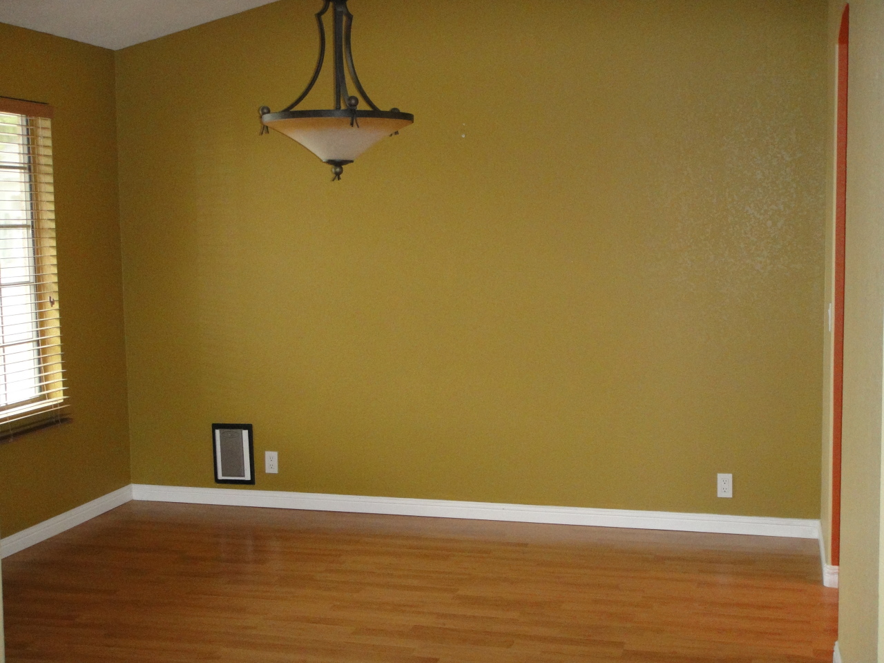 8918 West Ocotillo Road Glendale, AZ 85305 - Photo 2 of 12 dining