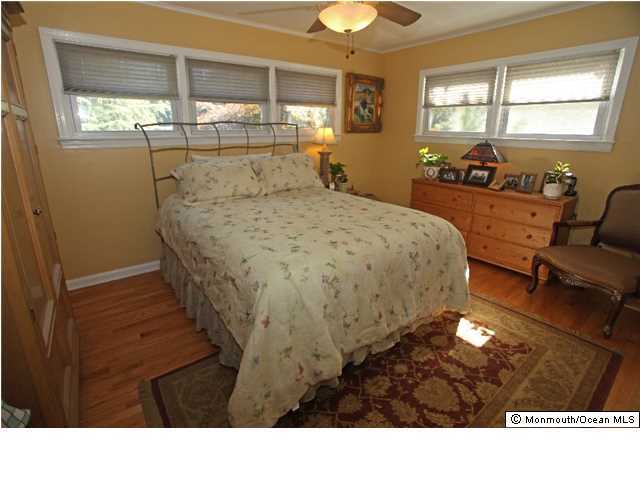 136 Rutledge Drive Middletown, NJ 07701 - Photo 8 of 25 Additional Photo