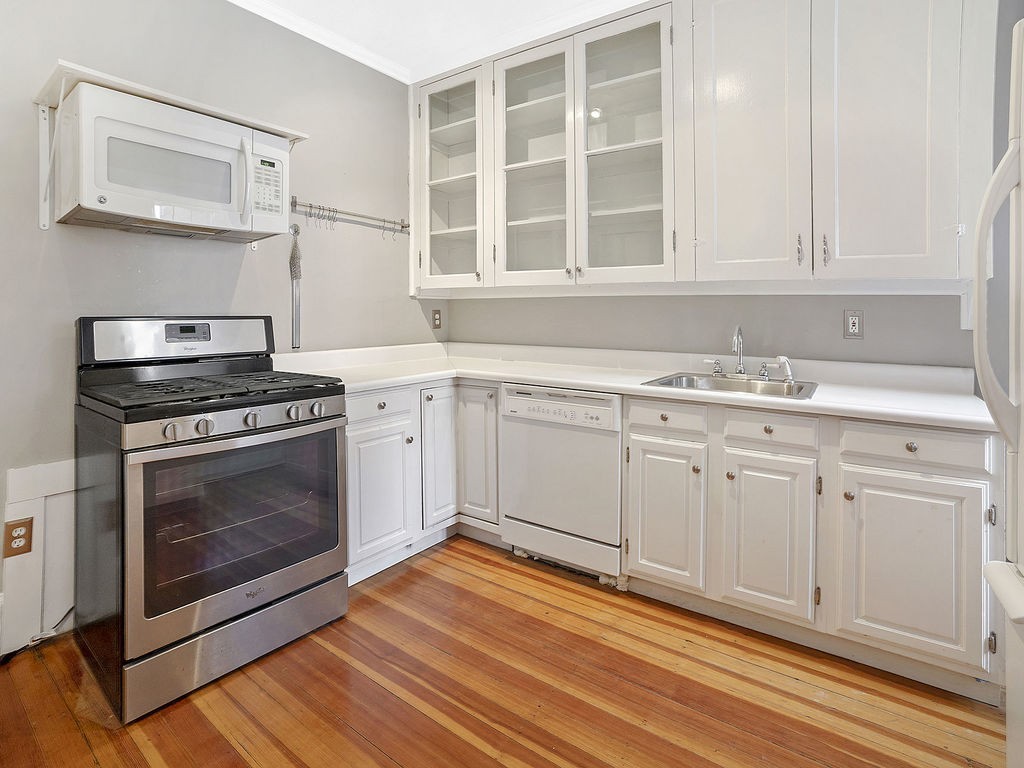 94 Naples Road, Unit 1 Brookline, MA 02446 - Photo 8 of 14