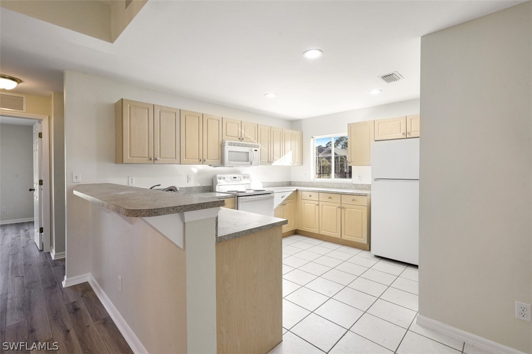 870 Rue Labeau Circle Fort Myers, FL 33913 - Photo 9 of 27 Gallery Image 9