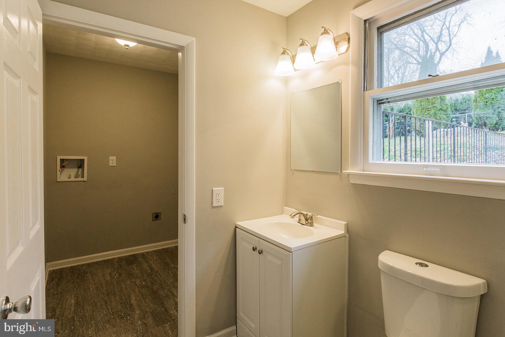 240 Margate Road York, PA 17408 - Photo 38 of 68
