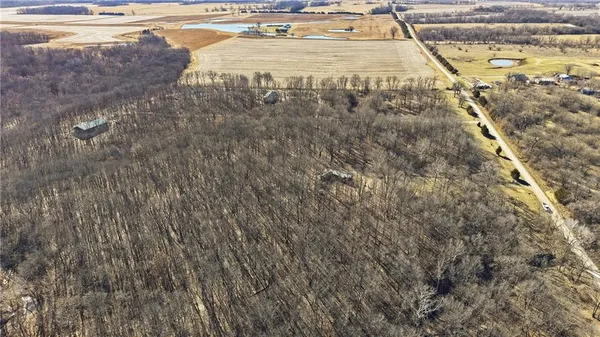 $214,900 | 1059 Southwest 1301st Road, Holden, MO 64040