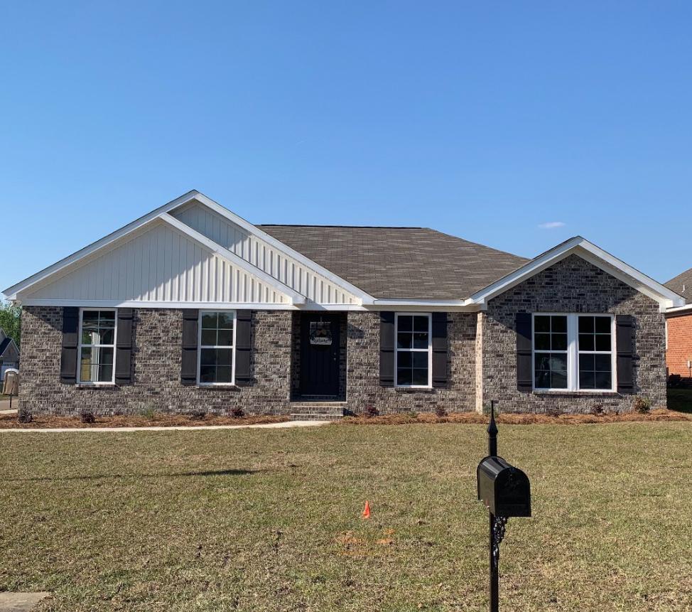 128 Winterberry Road Dothan, AL 36301 - Photo 1 of 15 Main View
