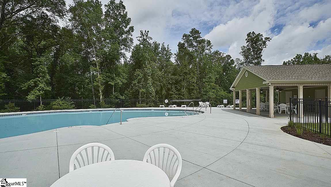 140 Lake Grove Road Simpsonville, SC 29681 - Photo 3 of 7 Gallery Image 3