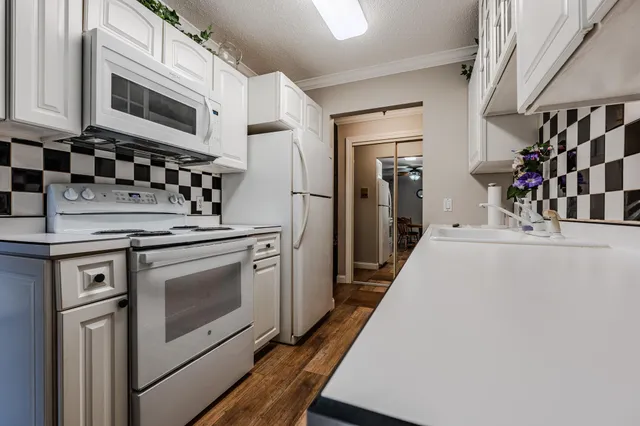 $140,000 | 2402 North Flickertail Drive South, Unit 1, Fargo, ND 58103