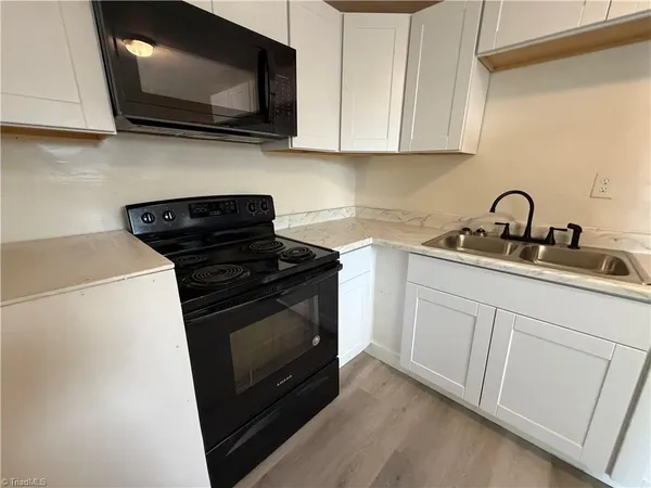 $700 | 900 Richland Street, Unit B, High Point, NC 27260