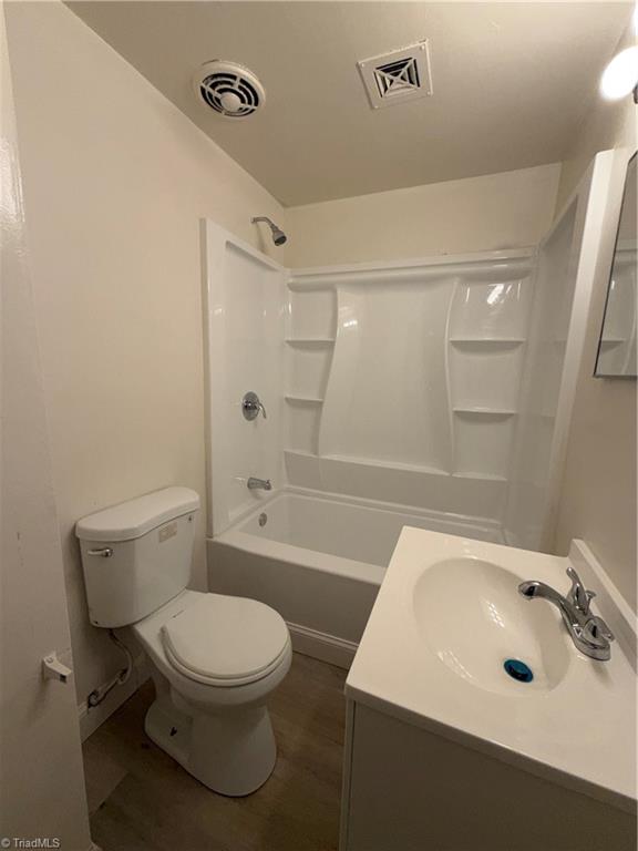 900 Richland Street, Unit B High Point, NC 27260 - Photo 9 of 10