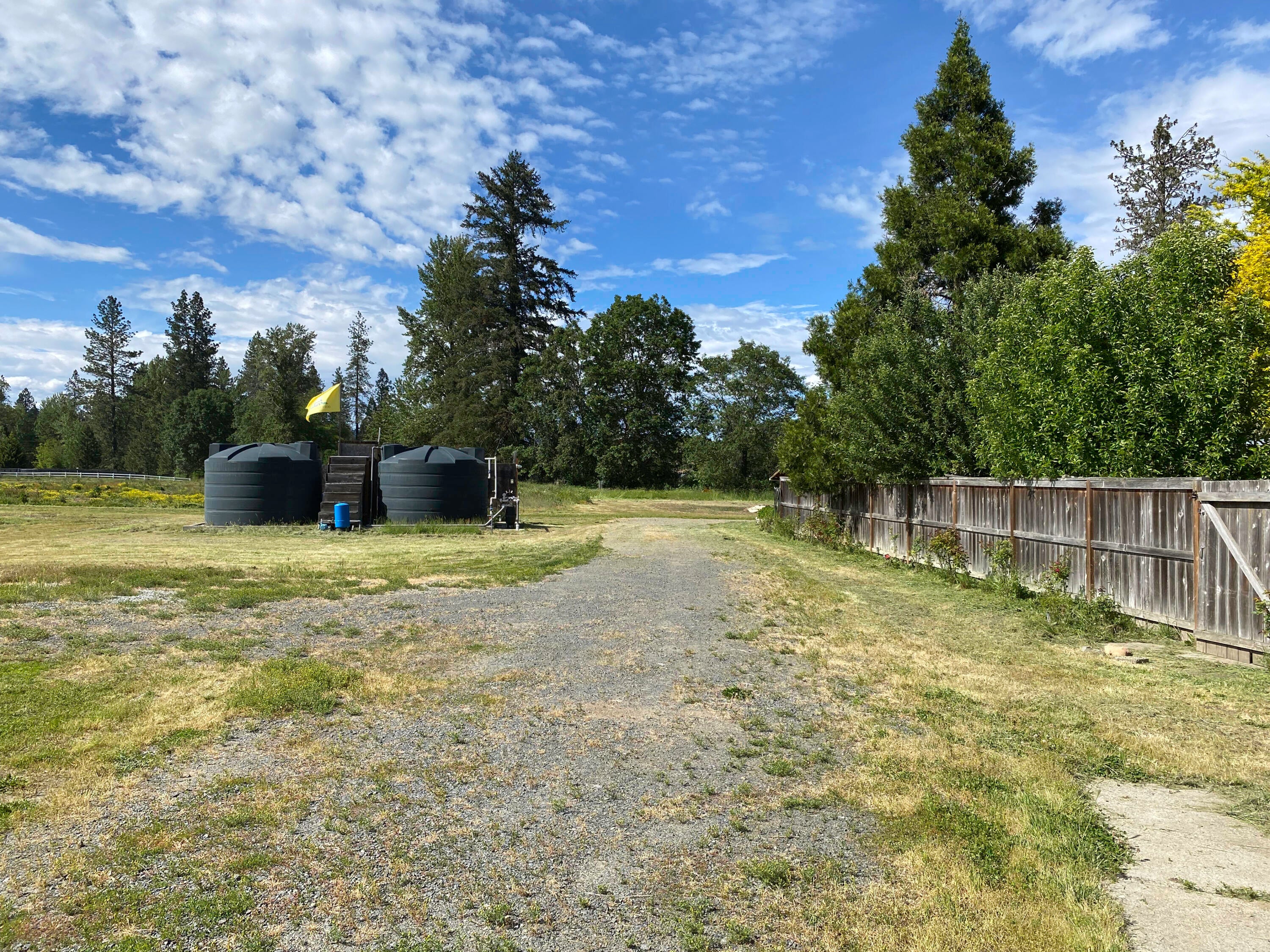 1205 Pine Grove Road Rogue River, OR 97537 - Photo 39 of 67 025
