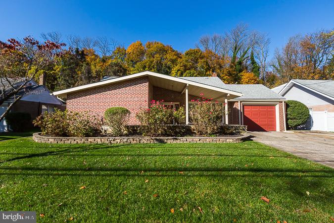 40 South Brookside Road Springfield, PA 19064 - Photo 3 of 47 Exterior Front